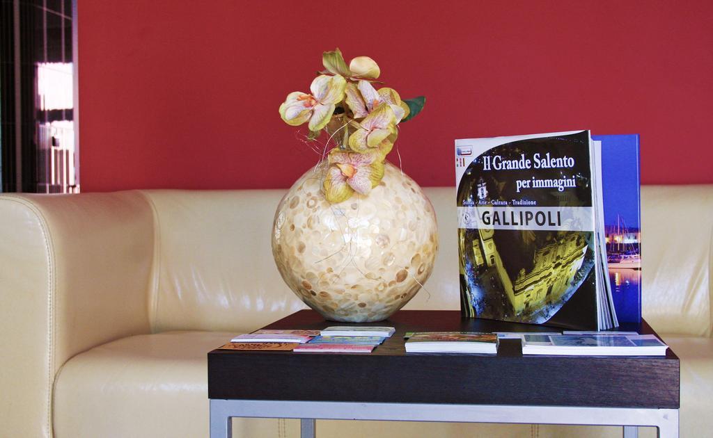 B&B Via Gallipoli Алецио Екстериор снимка
