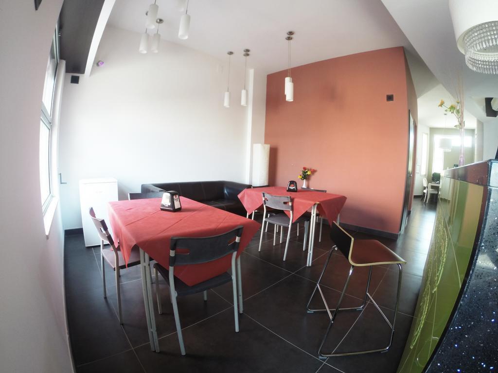 B&B Via Gallipoli Алецио Екстериор снимка