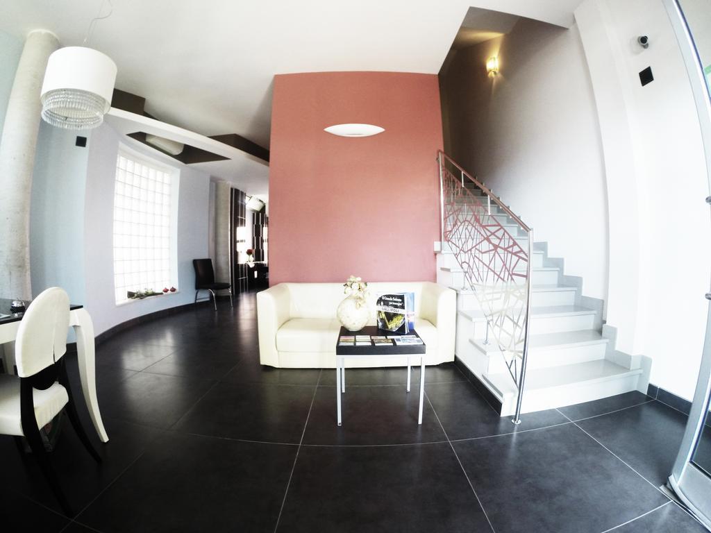 B&B Via Gallipoli Алецио Екстериор снимка