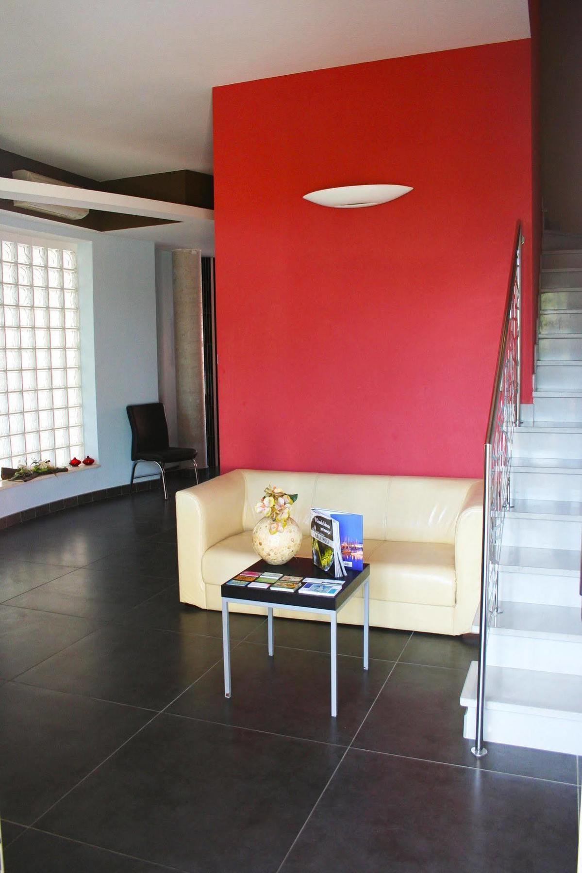 B&B Via Gallipoli Алецио Екстериор снимка
