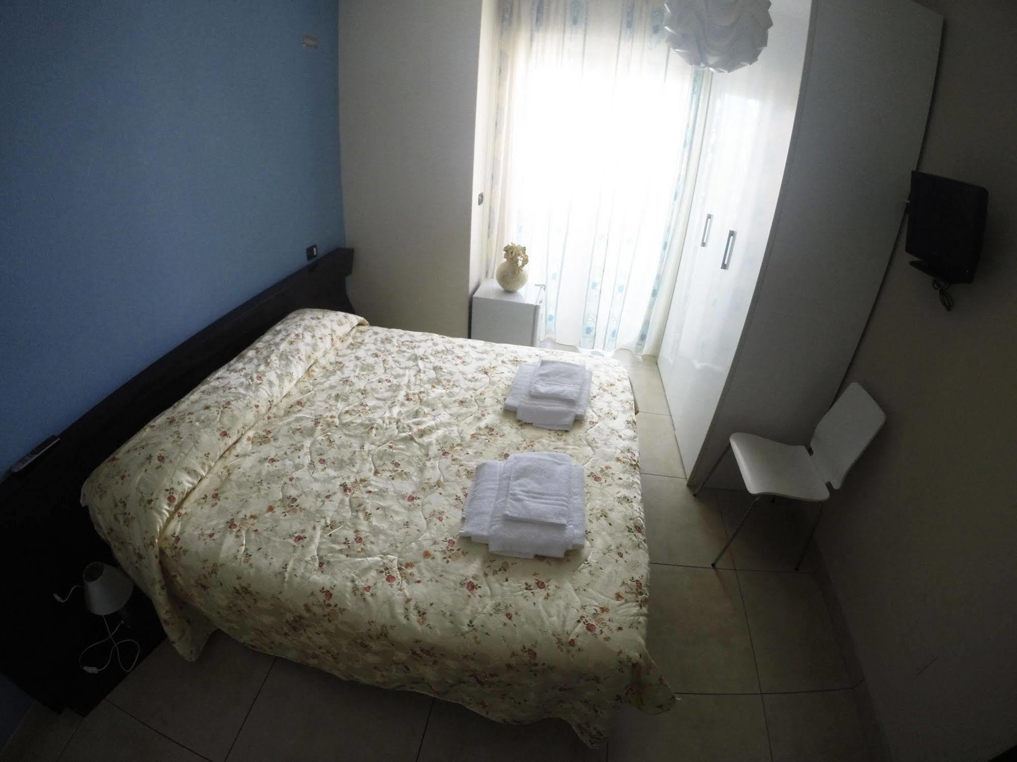 B&B Via Gallipoli Алецио Екстериор снимка